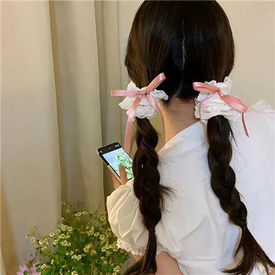 迎风伫立的狮子